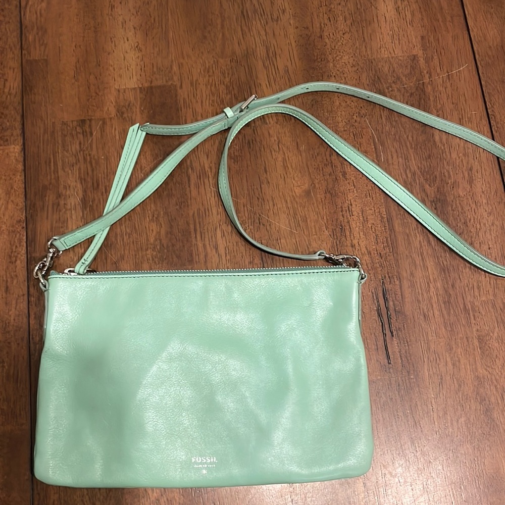 Fossil slim crossbody mint green E012